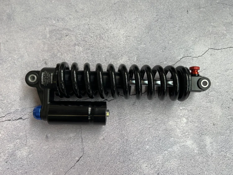 Fast ace rear shock