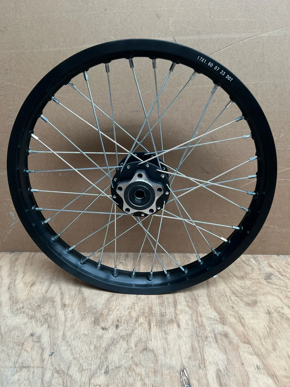 Talaria xxx 17” rear wheel