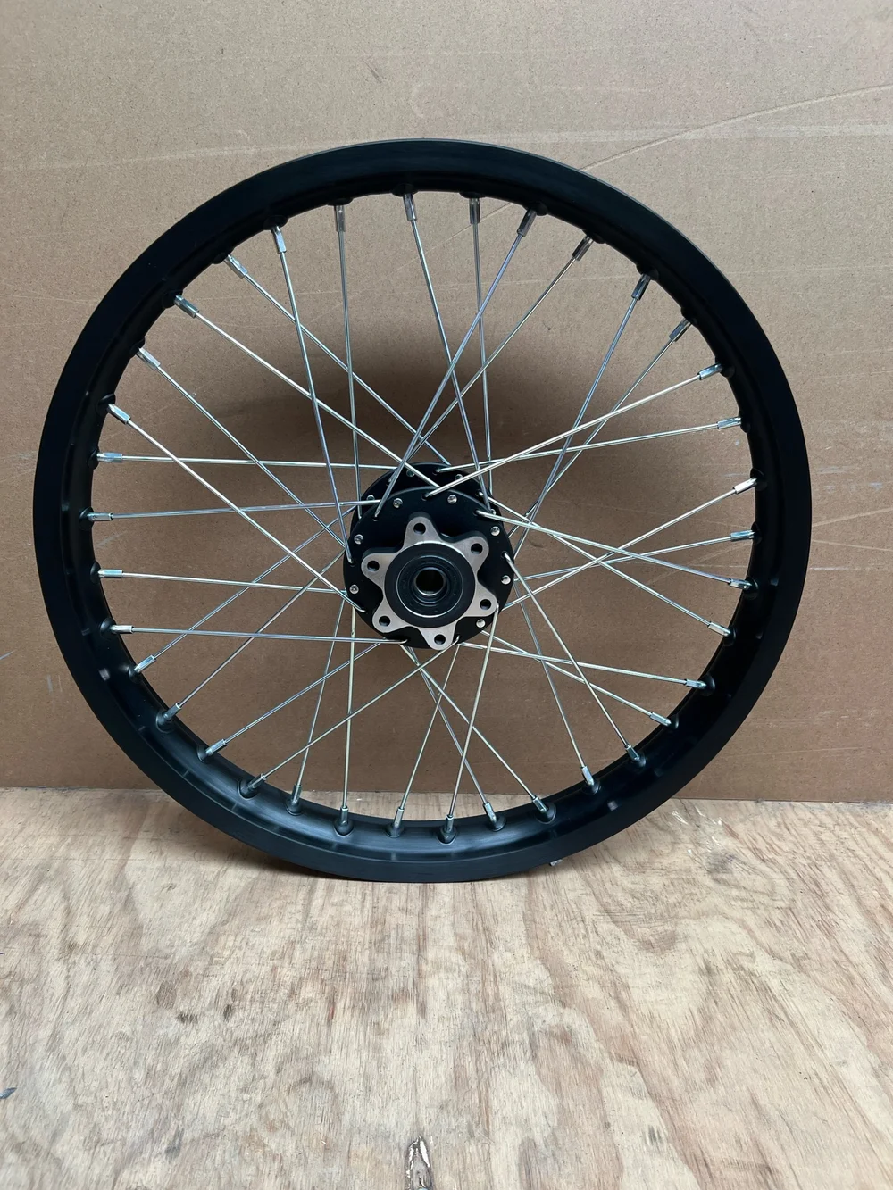 Talaria xxx 17” rear wheel - Image 2